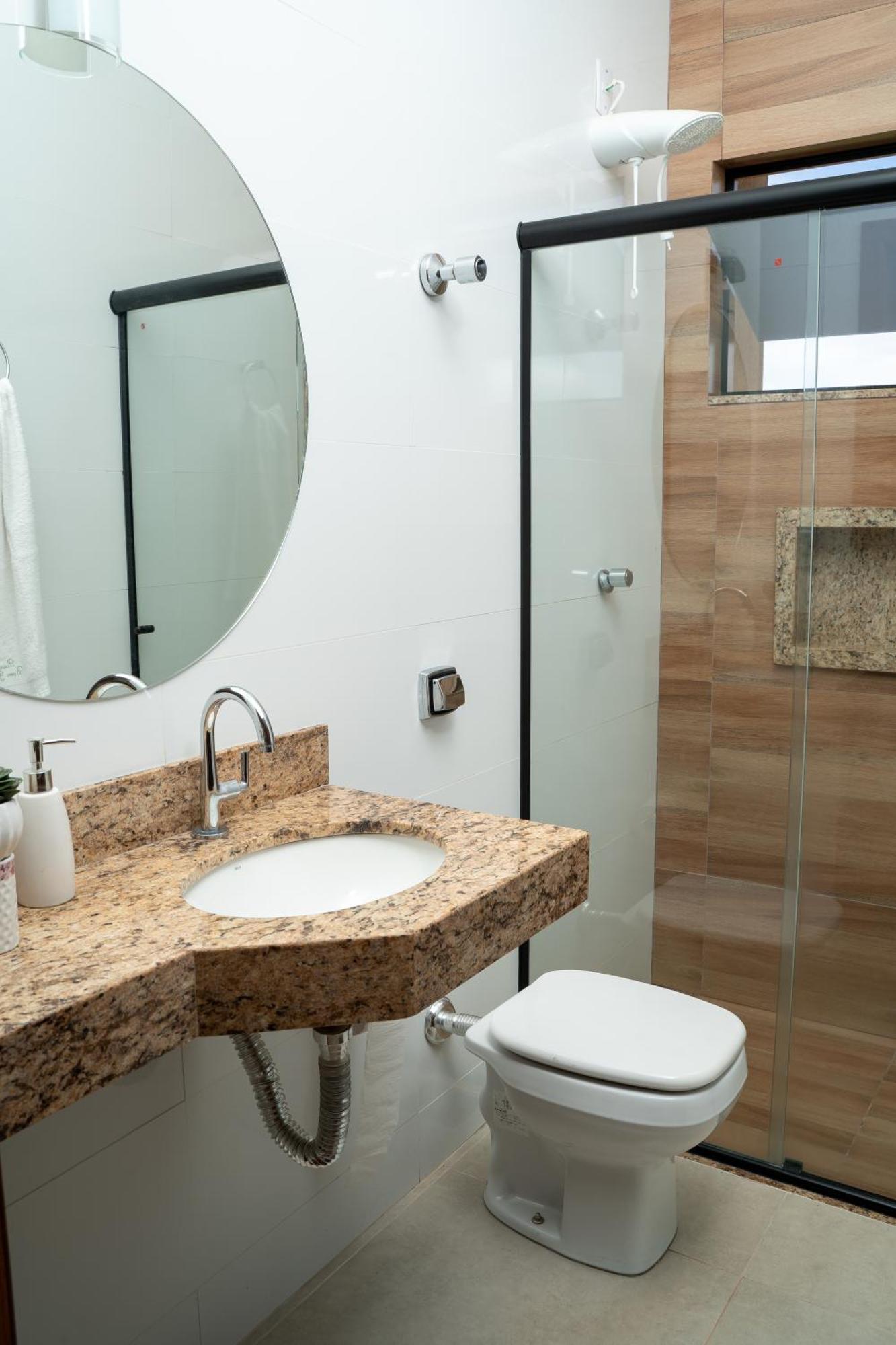 Casa Com Piscina Vista Para Lago, 03 Quartos Confortaveis Capitólio المظهر الخارجي الصورة